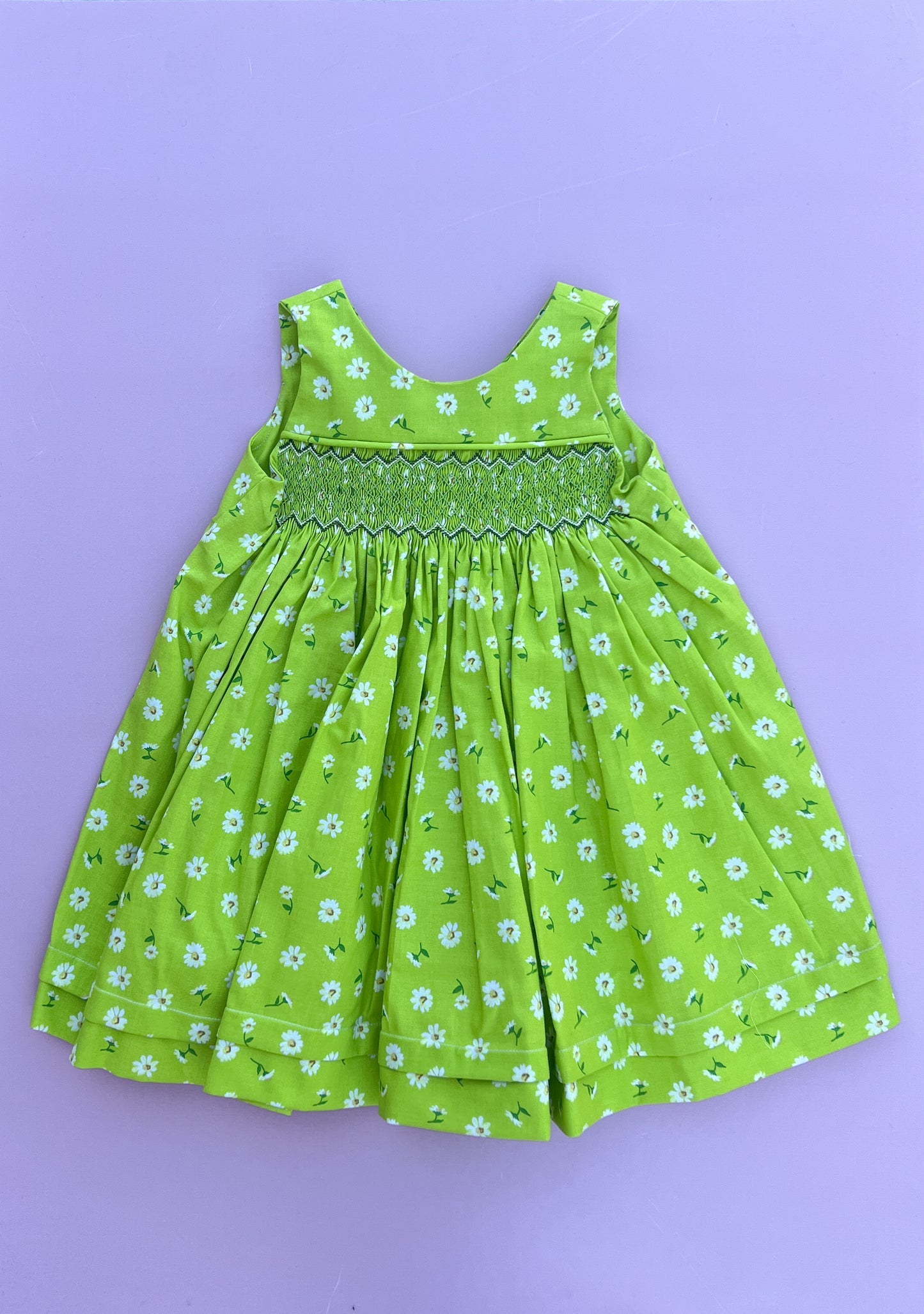 Pop of green (18 months)