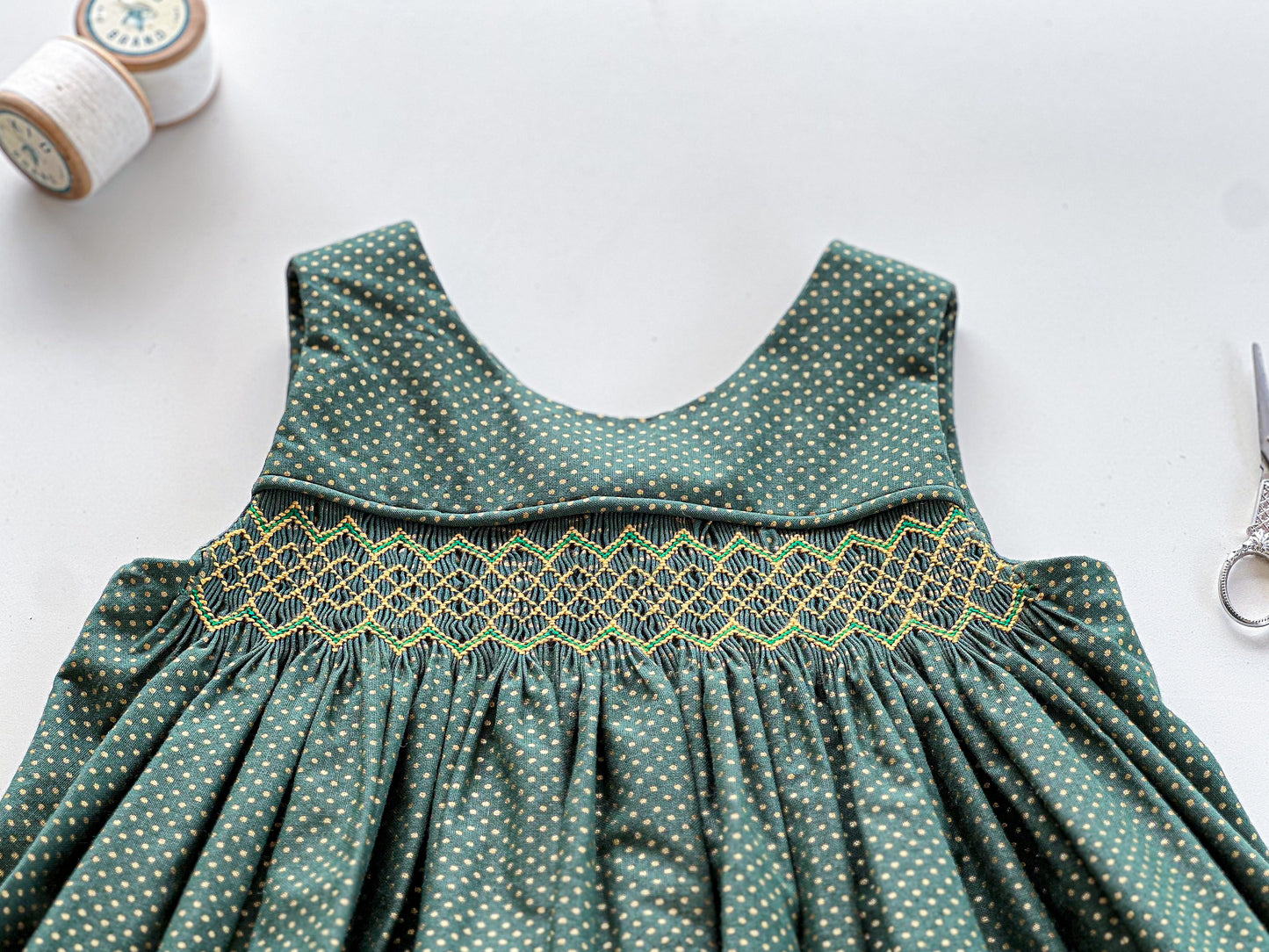 Green and gold polka dots (6-12 months)