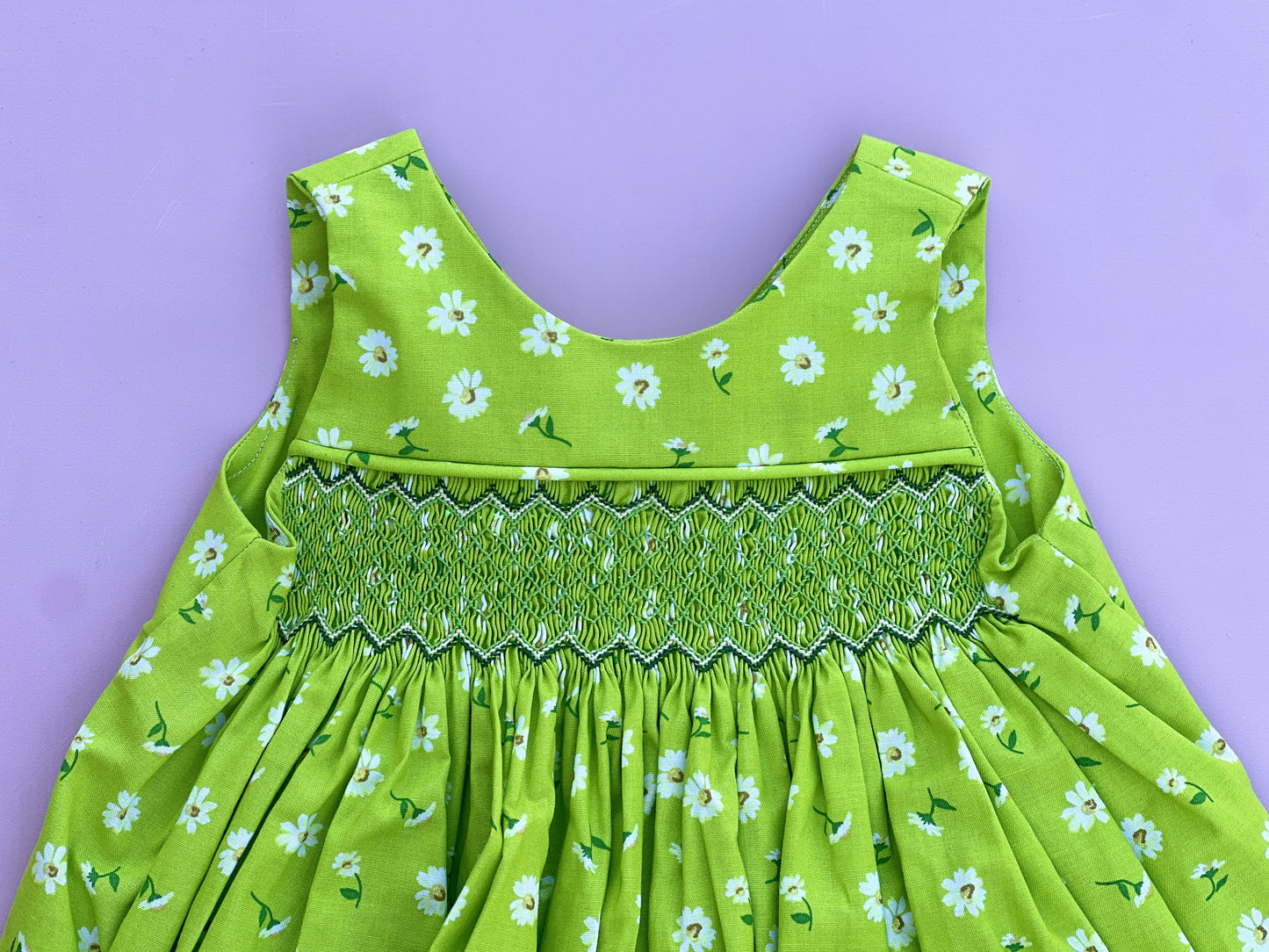Pop of green (18 months)