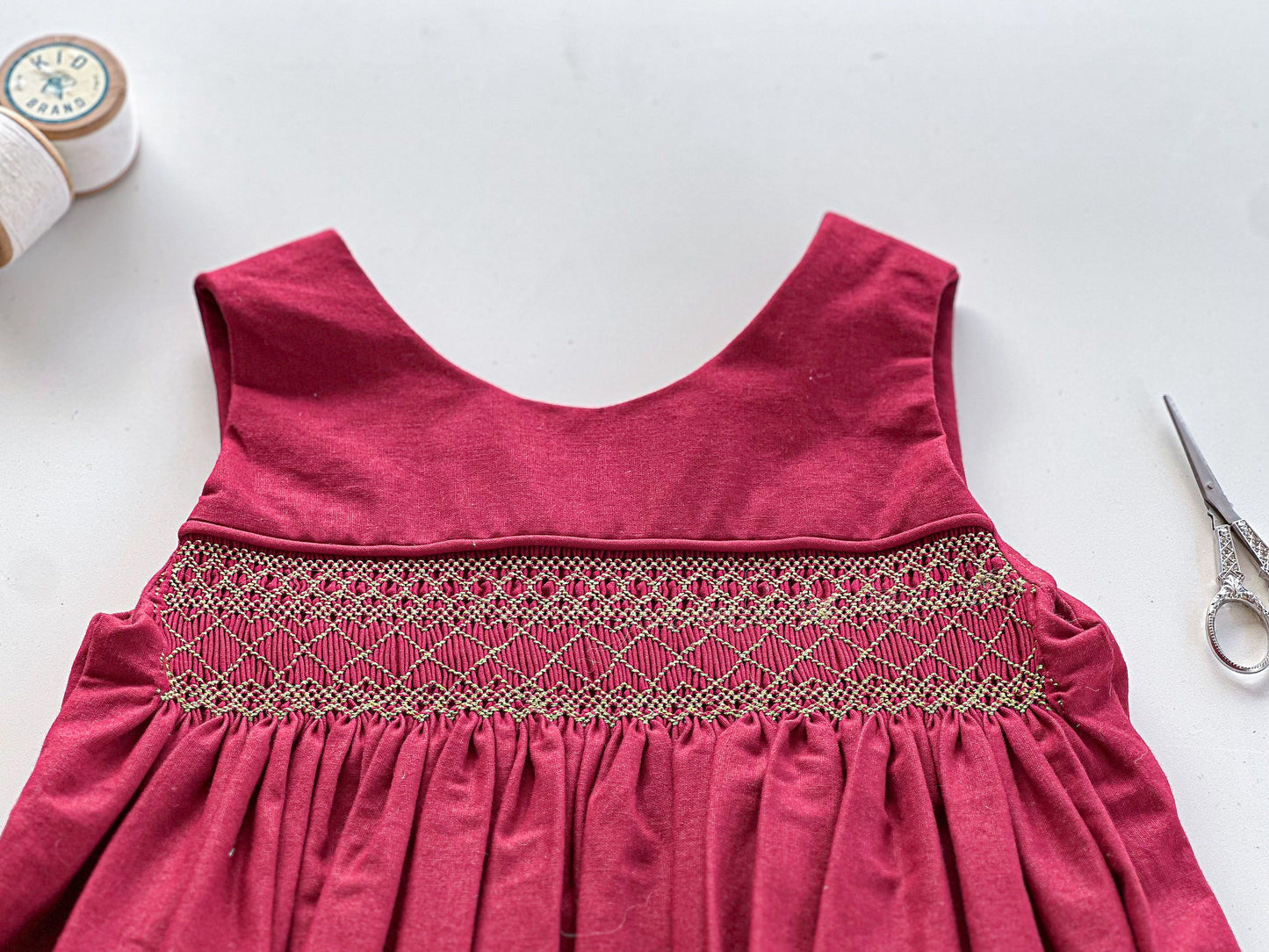 Tea party in red (3 years)